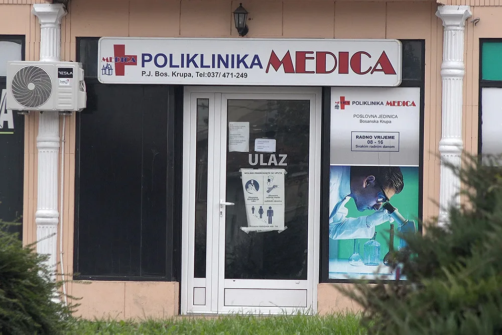 Iz PZU-a „Medica“ su zamolili novinare CIN-a “da ne uznemiravaju pacijente i osoblje” pitanjima o optužnici, a nisu htjeli ni razgovarati do okončanja sudskog procesa (Foto: CIN)