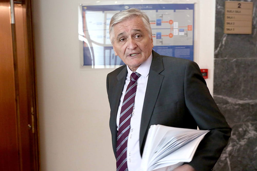 NASLOVNA-Nikola_Špirić