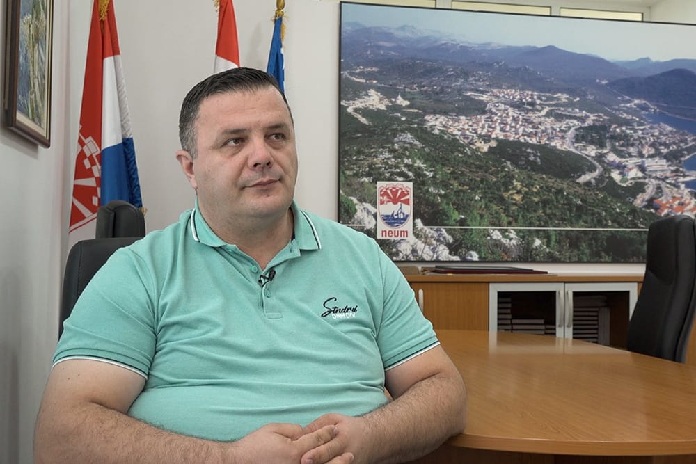 Za Dragana Jurkovića, načelnika Neuma, stvarni vlasnik objekta na bh. obali je Ugostiteljsko-turističko poduzeće „Odmaralište Neum“ (Foto: CIN)