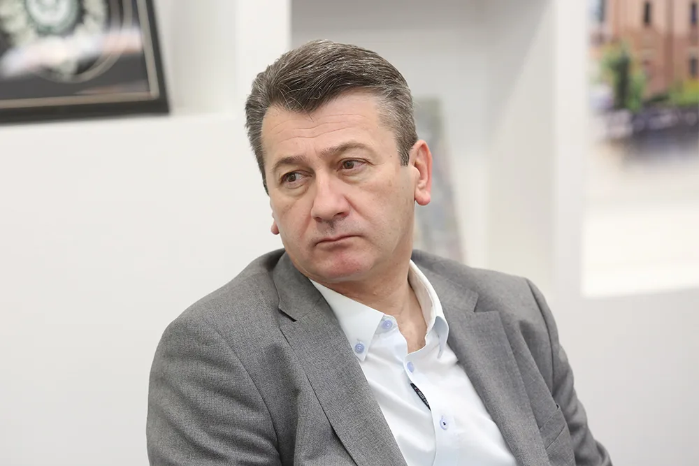 NASLOVNA_Ibrahim Hadzibajric