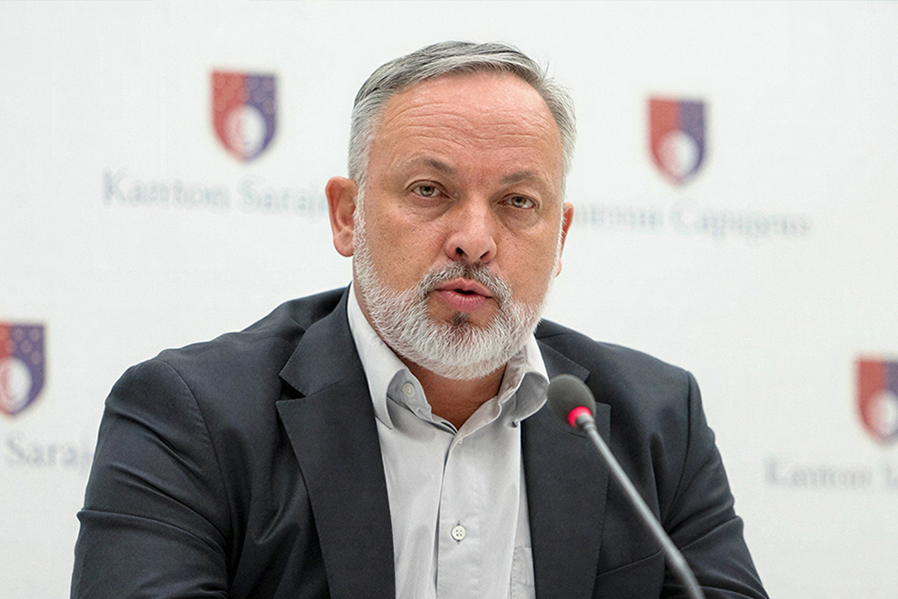 Imovina političara: (ne)prijavljene nekretnine Mahira Devića Imovina političara: (ne)prijavljene nekretnine Mahira Devića
