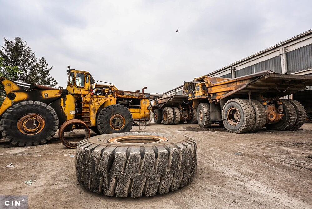 Bager-i-damper-kamion