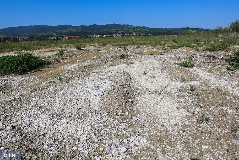 Kruks-na-kalesijskoj-deponiji-2