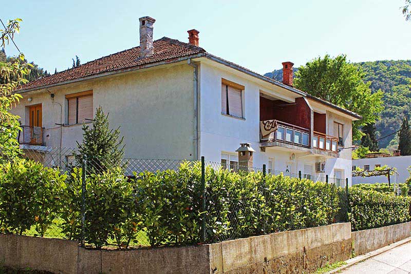 This house belonged to the late Frano Čović