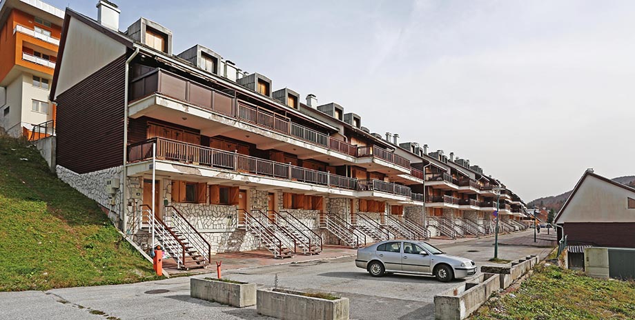 Apartment complex on Bjelašnica. (Photo: CIN)